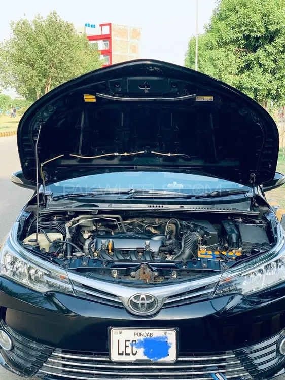 Toyota Corolla 2015 for Sale in Lahore Image-1