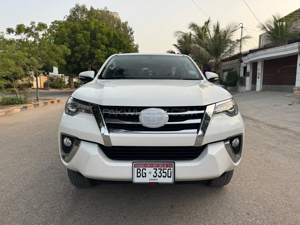 Toyota Fortuner 2017 for Sale in Karachi Image-1