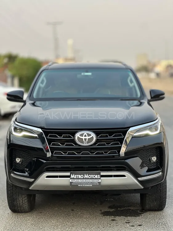 Toyota Fortuner 2022 for Sale in Lahore Image-1