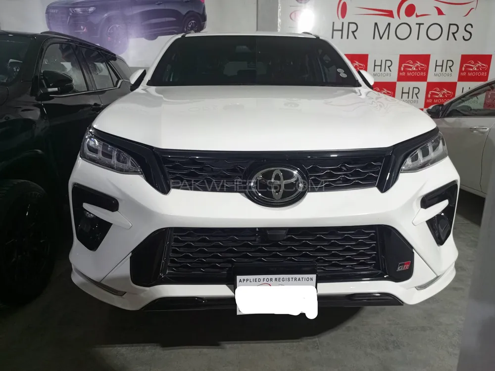 Toyota Fortuner 2025 for Sale in Lahore Image-1