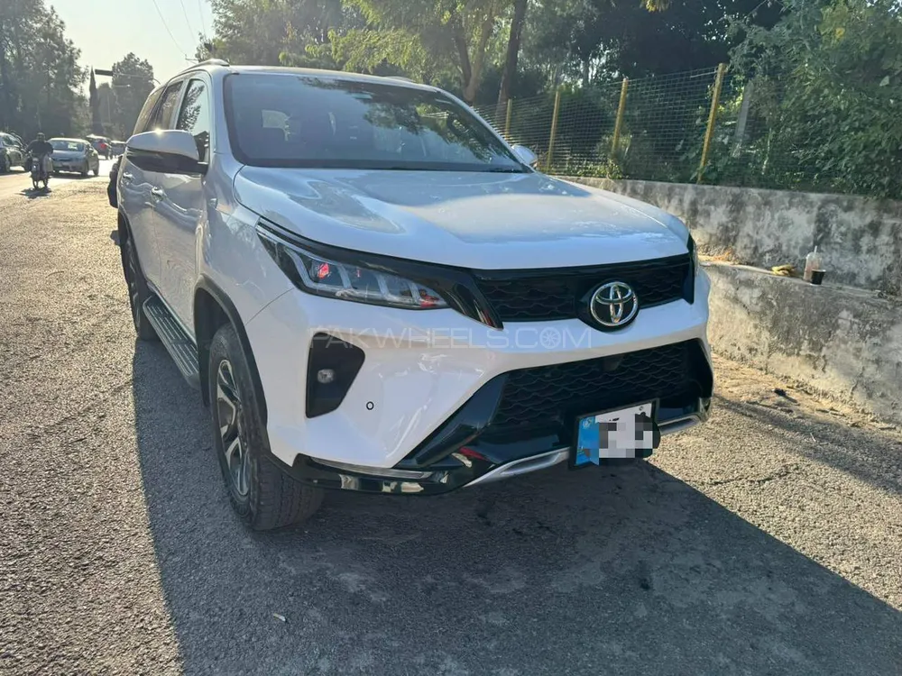 Toyota Fortuner 2022 for Sale in Islamabad Image-1