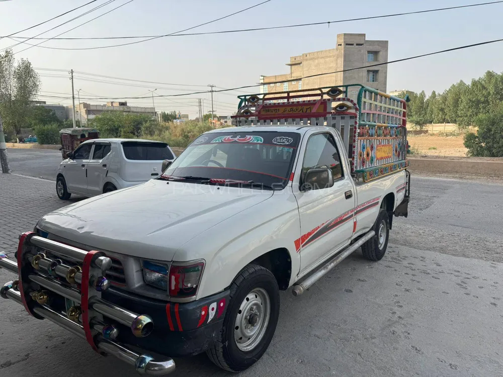 ٹویوٹا ہائیلکس 2004 for Sale in ڈیرہ غازی خان Image-1
