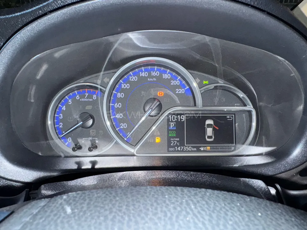 Toyota Yaris Sedan 2021 for Sale in Karachi Image-1