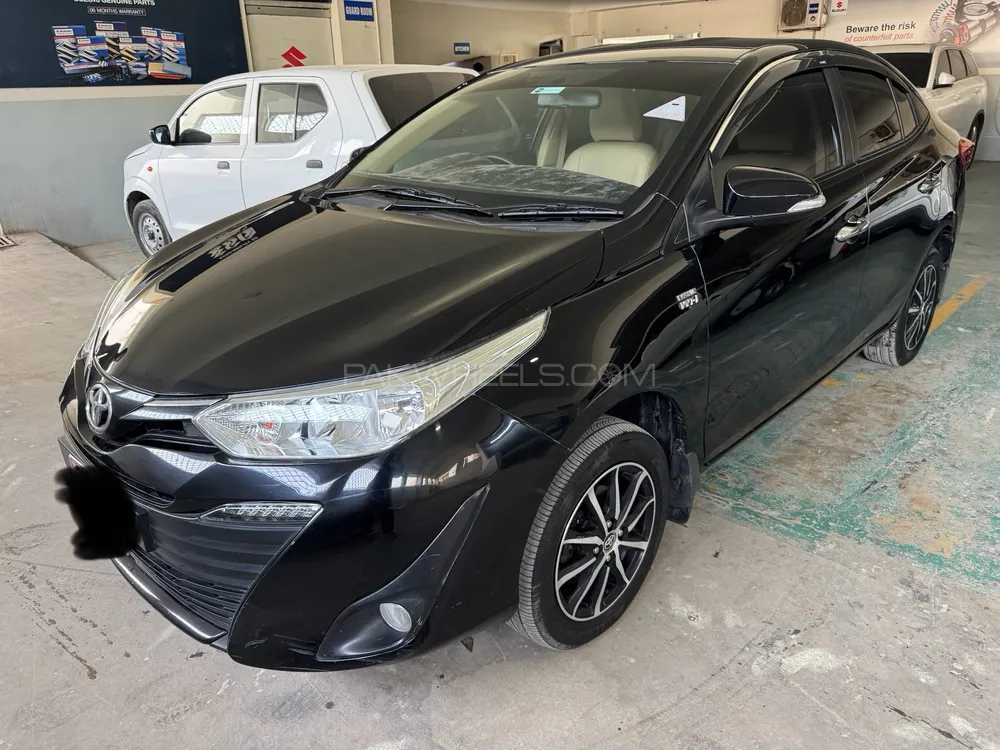 Toyota Yaris Sedan 2022 for Sale in Karachi Image-1