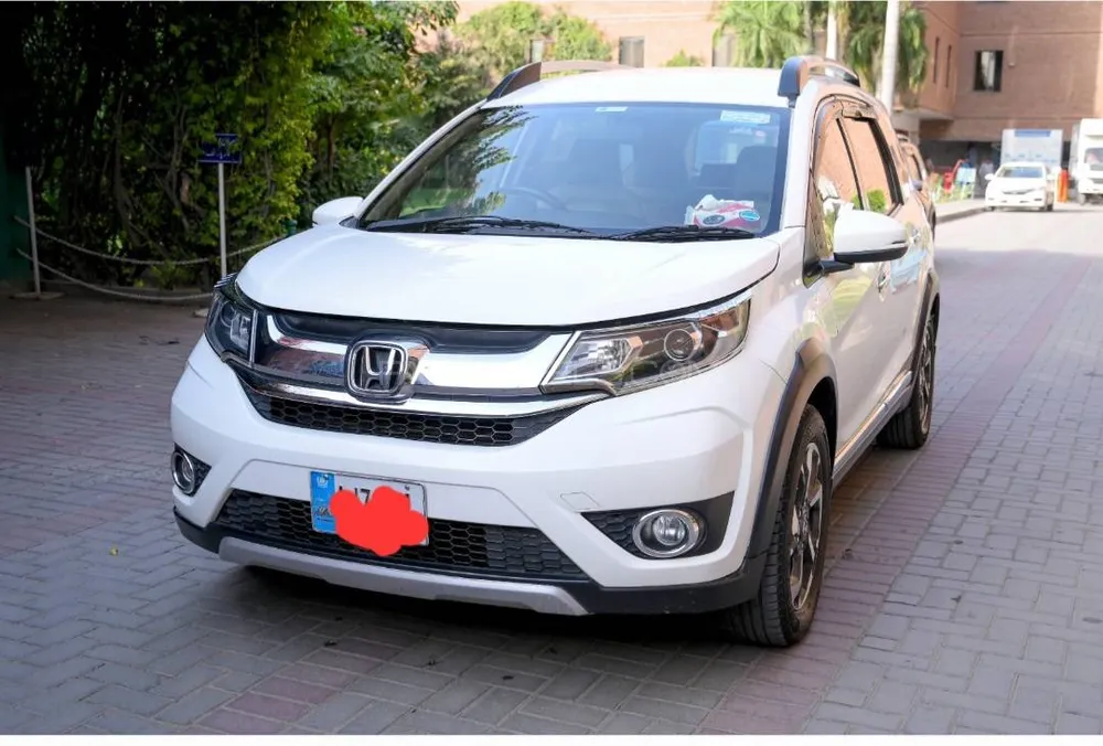 Honda BR-V 2018 for Sale in Faisalabad Image-1