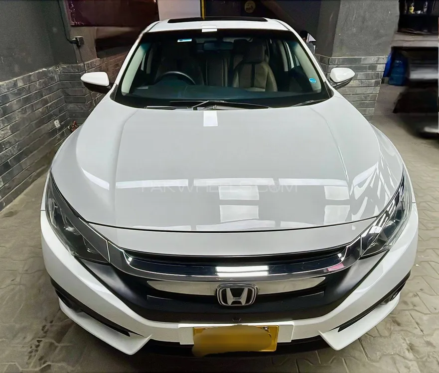 Honda Civic 2018 for Sale in Karachi Image-1
