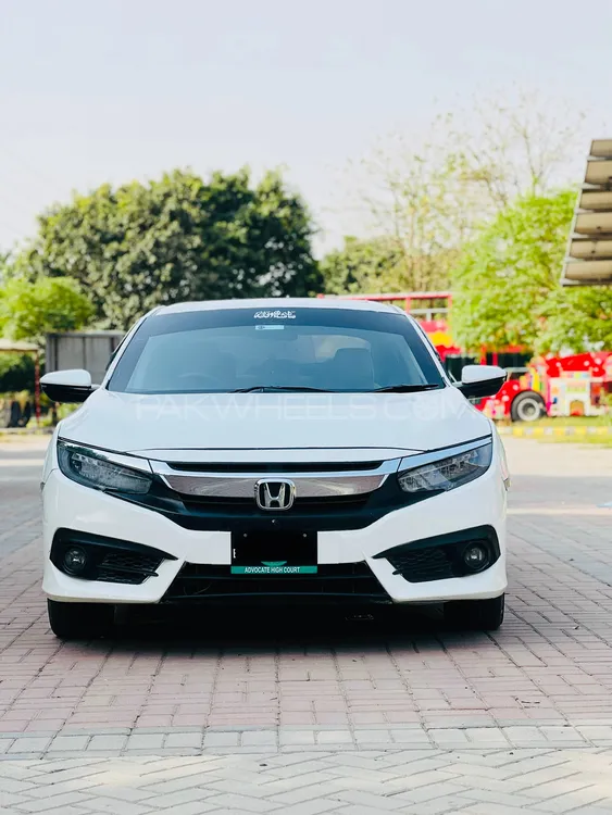 Honda Civic 2020 for Sale in Lahore Image-1
