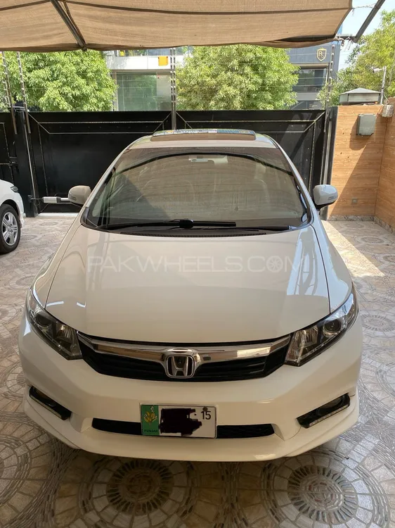 Honda Civic 2015 for Sale in Lahore Image-1