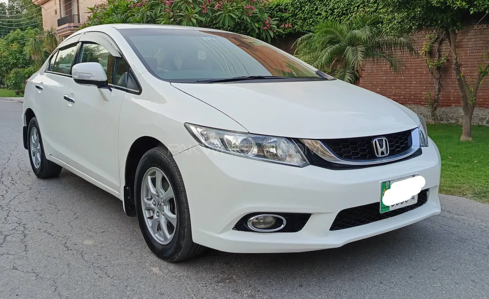 Honda Civic 2015 for Sale in Lahore Image-1