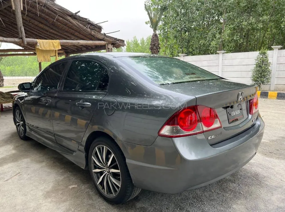 Honda Civic 2009 for Sale in Peshawar Image-1