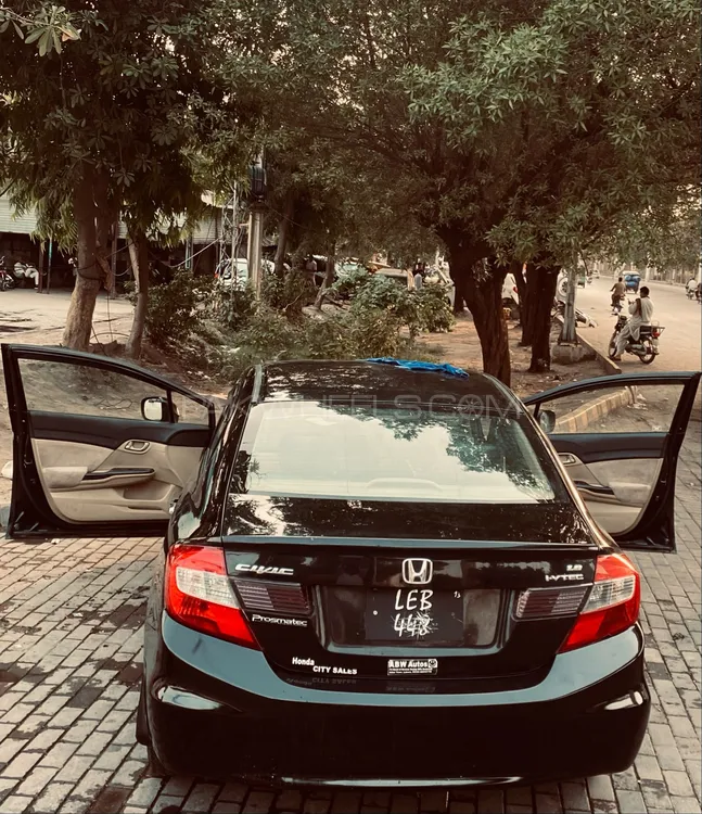 Honda Civic 2013 for Sale in Lahore Image-1