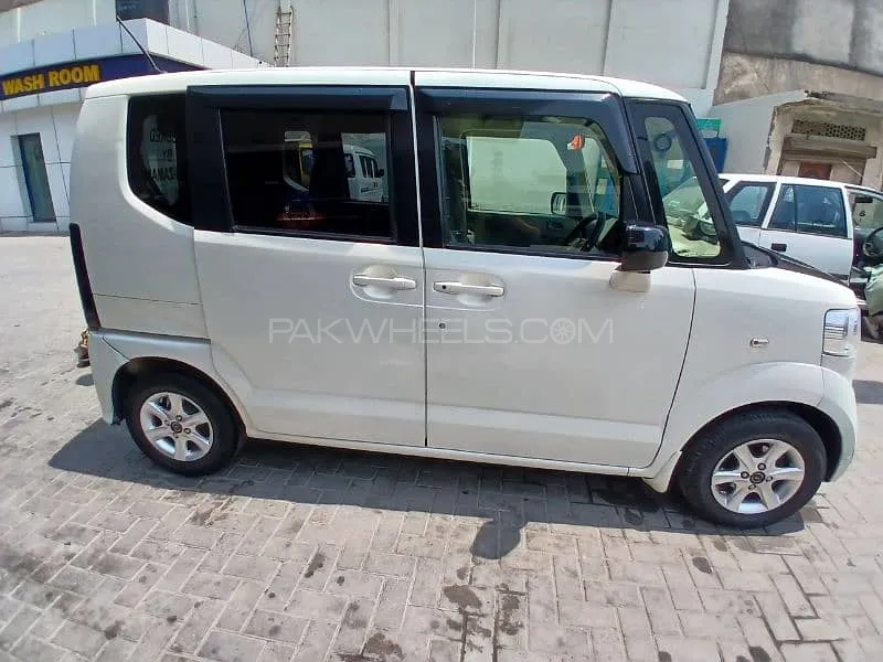 Honda N Box 2017 for Sale in Sialkot Image-1
