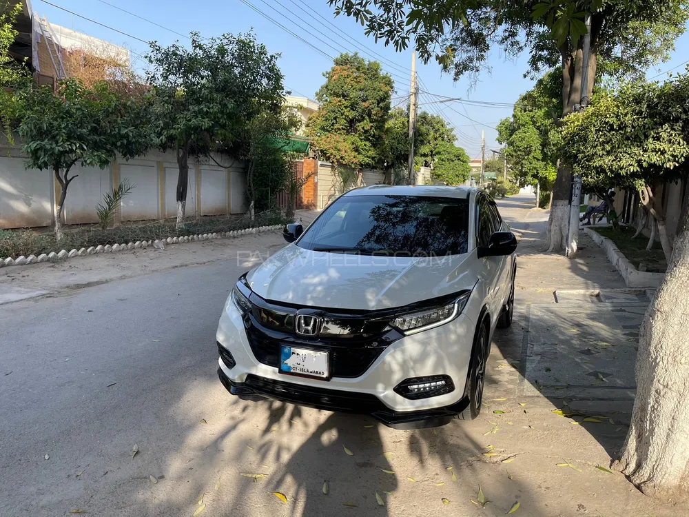 Honda Vezel 2019 for Sale in Peshawar Image-1
