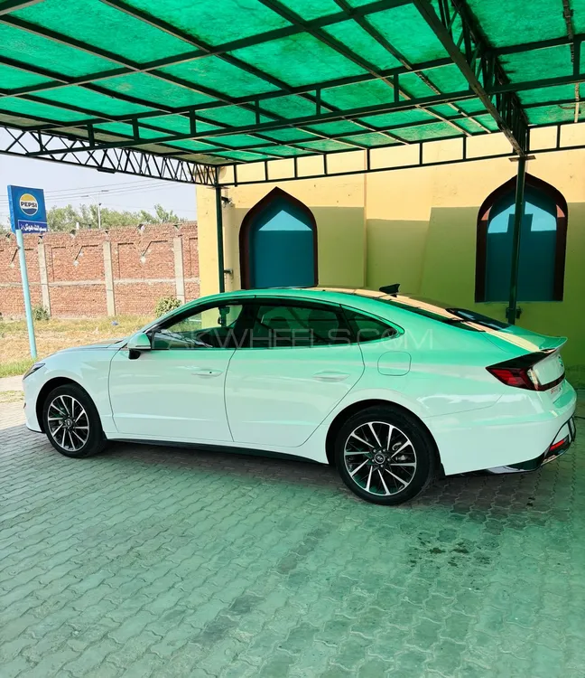 Hyundai Sonata 2023 for Sale in Lahore Image-1