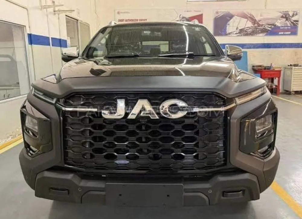 JAC T9 2015 for Sale in Multan Image-1