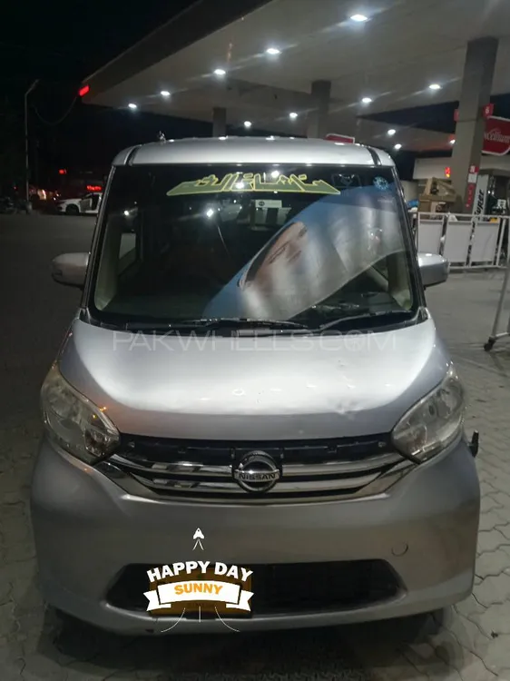 نسان Dayz Roox 2014 for Sale in لاہور Image-1