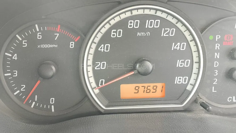 Suzuki Swift 2015 for Sale in Karachi Image-1