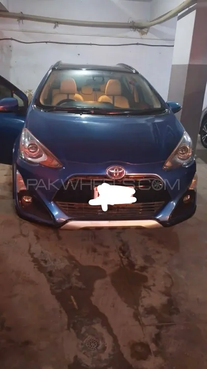 Toyota Aqua 2015 for Sale in Karachi Image-1