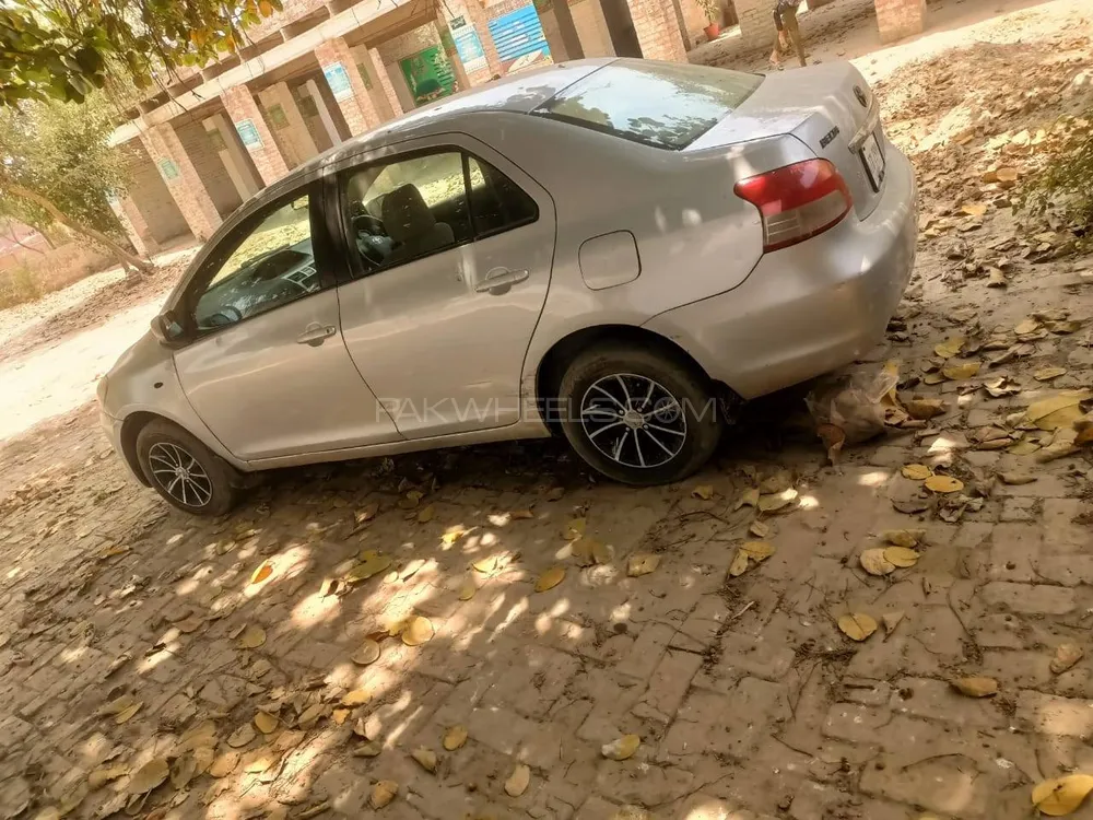 Toyota Belta 2006 for Sale in Lahore Image-1