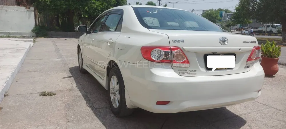 Toyota Corolla 2012 for Sale in Islamabad Image-1