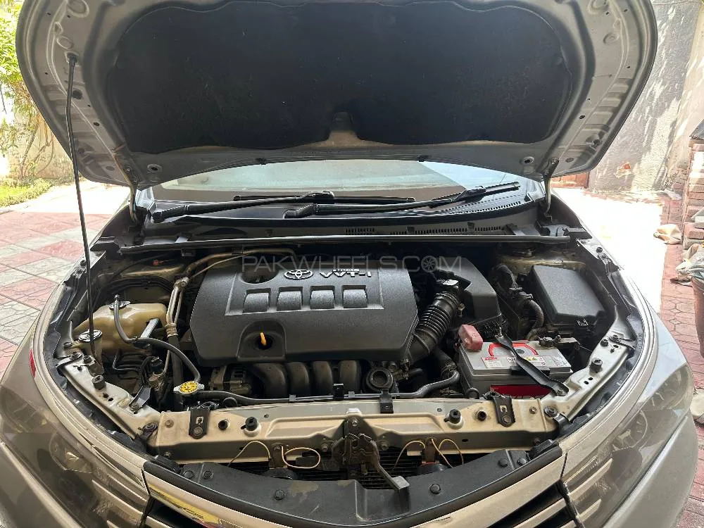 Toyota Corolla 2014 for Sale in Lahore Image-1