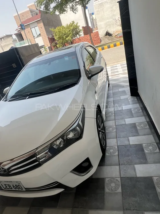Toyota Corolla 2015 for Sale in Lahore Image-1