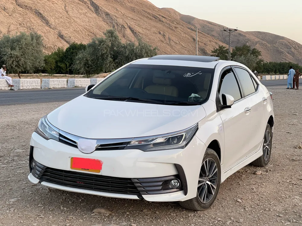 Toyota Corolla 2019 for Sale in Karachi Image-1