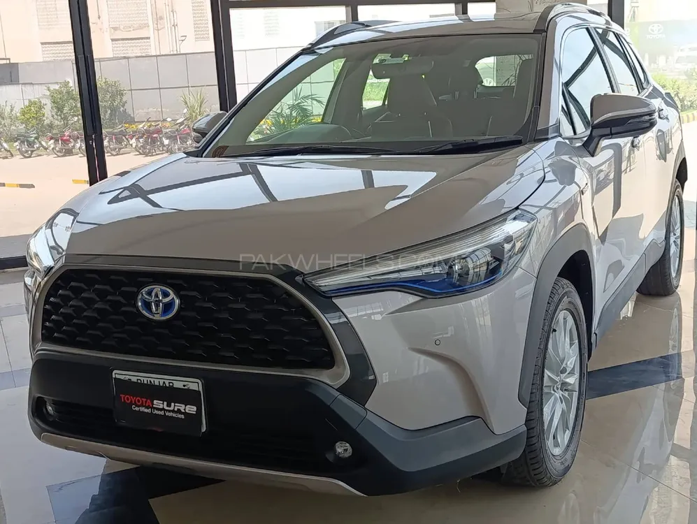 Toyota Corolla Cross 2024 for Sale in Gujranwala Image-1