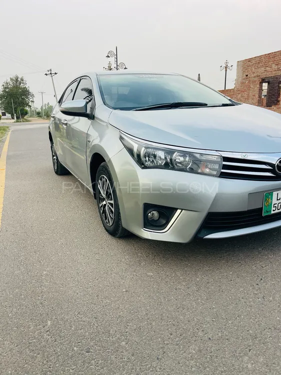 Toyota Corolla 2015 for Sale in Mandi bahauddin Image-1