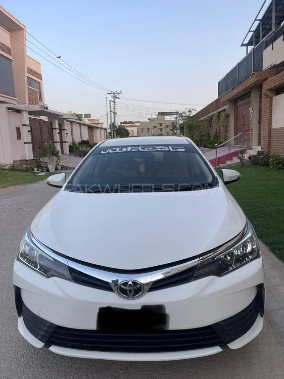 Toyota Corolla 2018 for Sale in Karachi Image-1