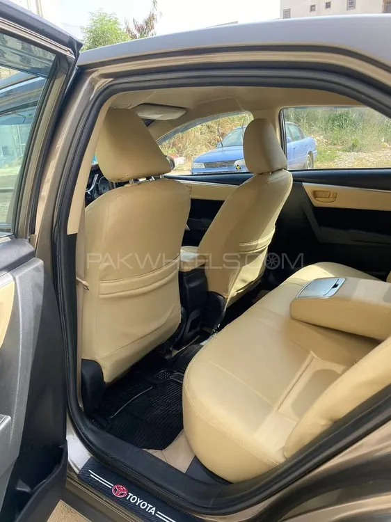Toyota Corolla 2018 for Sale in Karachi Image-1