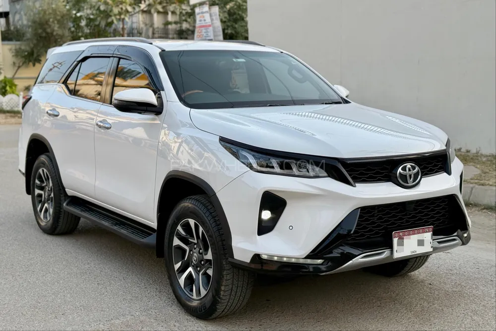 Toyota Fortuner 2022 for Sale in Karachi Image-1