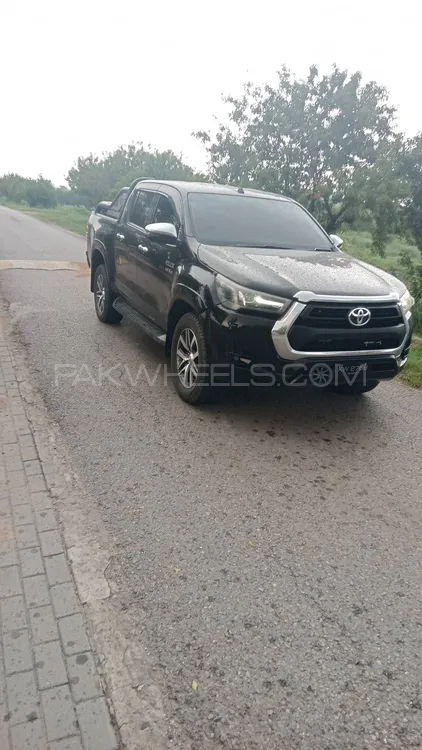 Toyota Hilux 2018 for Sale in Islamabad Image-1