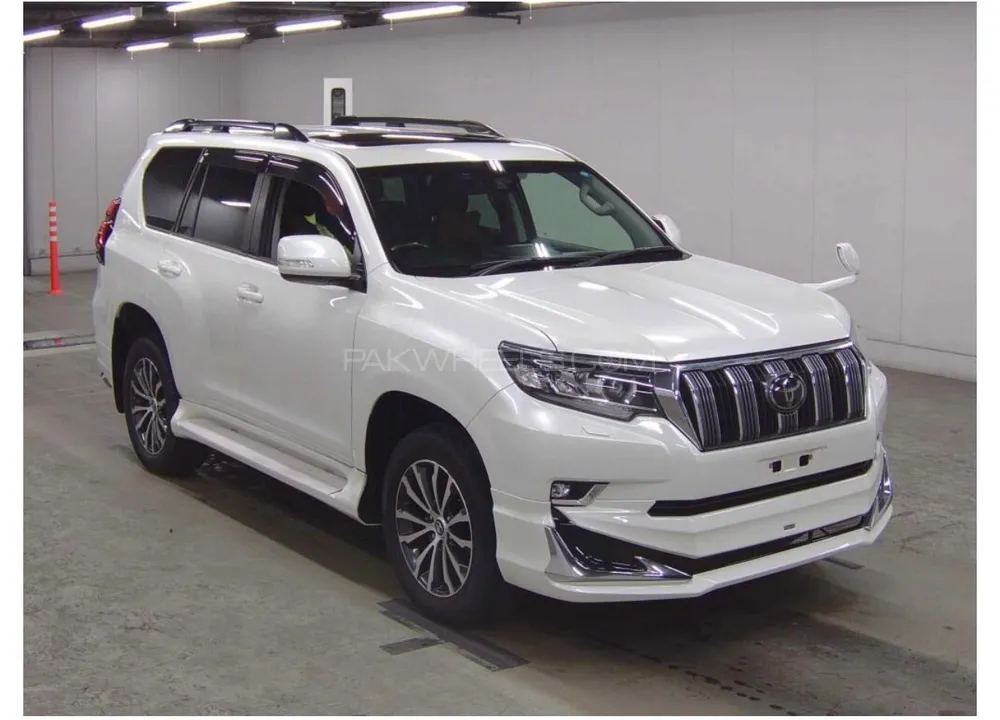 Toyota Prado 2020 for Sale in Lahore Image-1