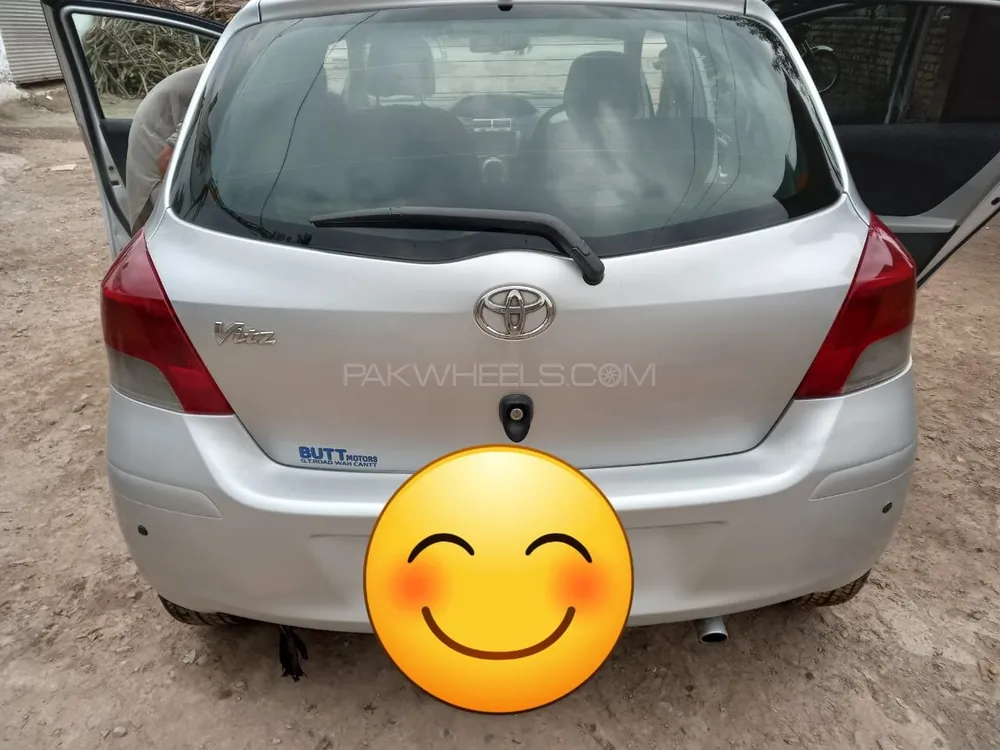 Toyota Vitz 2009 for Sale in Peshawar Image-1