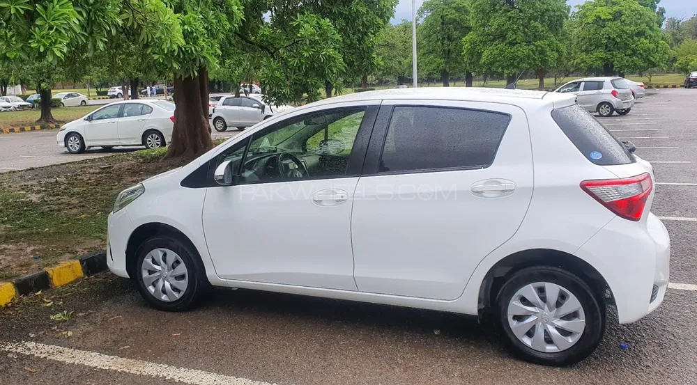 Toyota Vitz 2018 for Sale in Sargodha Image-1