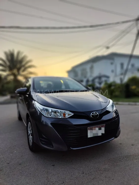 Toyota Yaris Sedan 2021 for Sale in Karachi Image-1