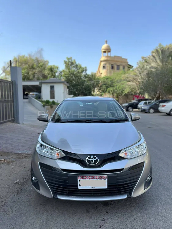 Toyota Yaris Sedan 2021 for Sale in Karachi Image-1