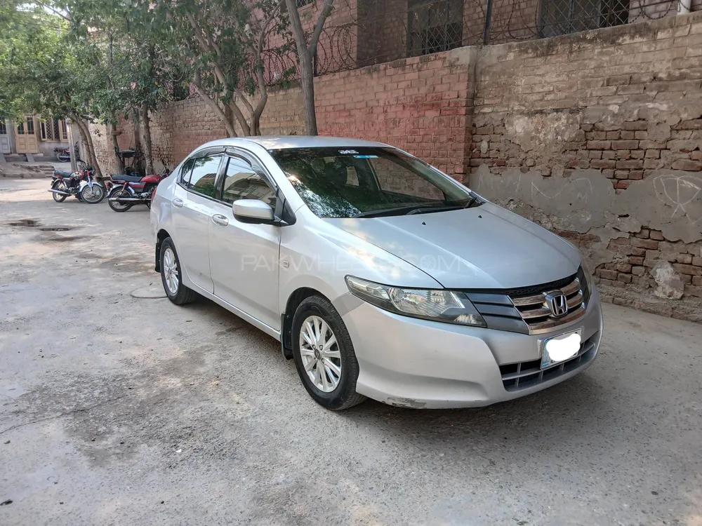 Honda City 2010 for Sale in Faisalabad Image-1