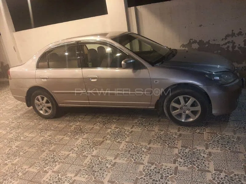Honda Civic 2004 for Sale in Lahore Image-1