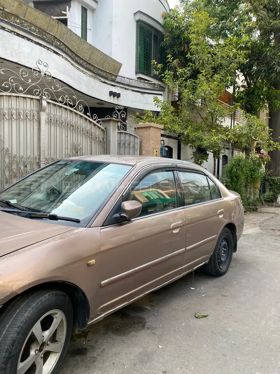 Honda Civic 2004 for Sale in Gujranwala Image-1