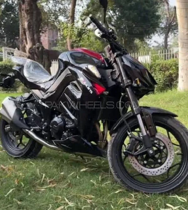 Kawasaki Z1000 2023 for Sale Image-1