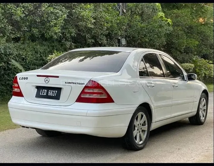 Mercedes Benz C Class 2001 for Sale in Peshawar Image-1
