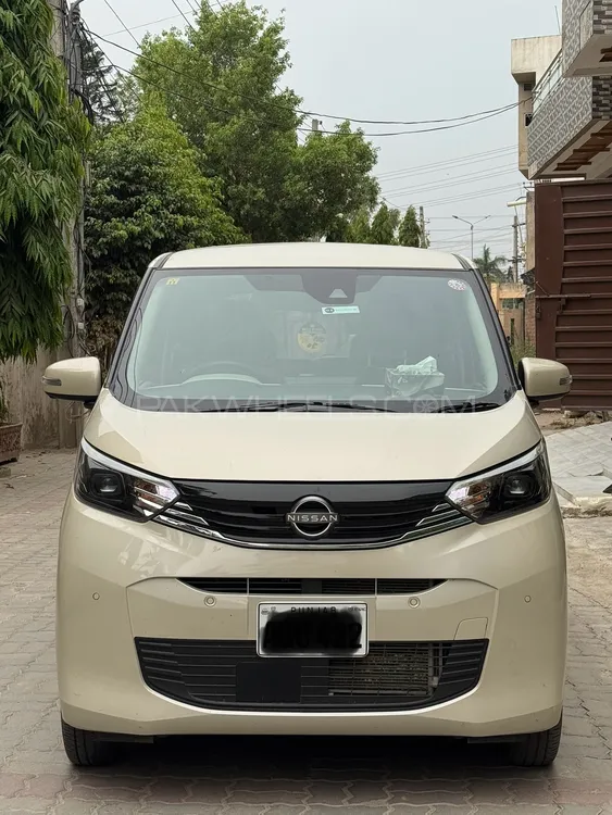 Nissan Dayz 2023 for Sale in Sialkot Image-1