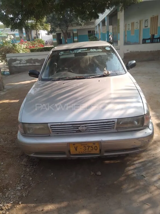 Nissan Sunny 1993 for Sale in Hala Image-1