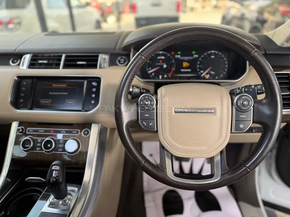 Range Rover Sport 2016 for Sale in Karachi Range Rover Sport 2016 for Sale in Karachi Image-9
