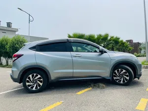 Honda Vezel Hybrid Z 2014 for Sale