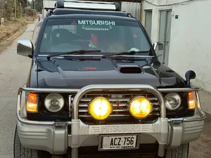 Mitsubishi Pajero Exceed Automatic 2.8D 1994 for Sale