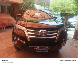 Toyota Fortuner 2.7 V 2021 for Sale