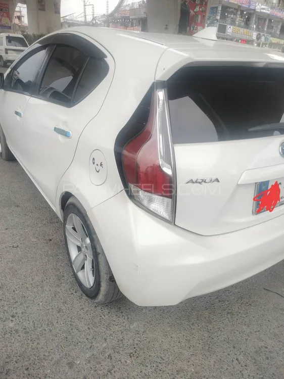 Toyota Aqua 2015 for Sale in Peshawar Image-1
